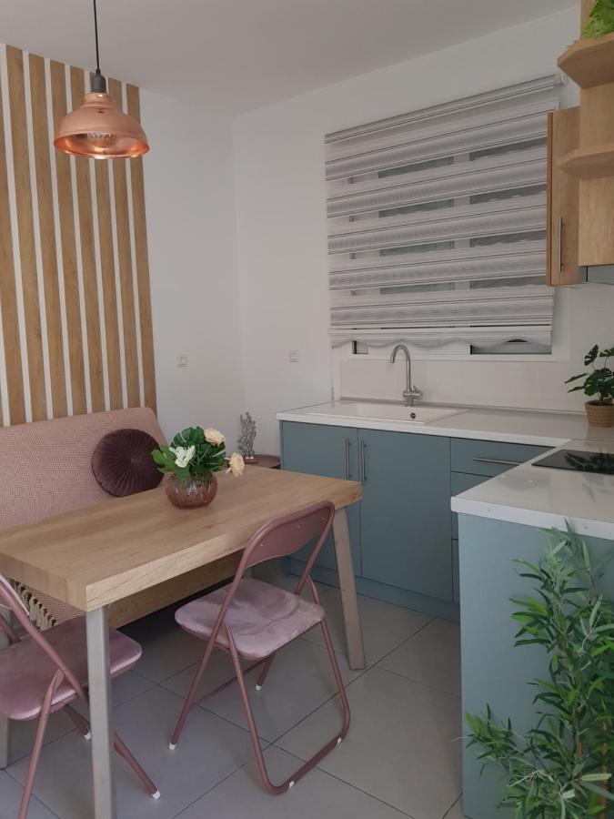 ארכאנגלוס Galazia Thea Apartments מראה חיצוני תמונה