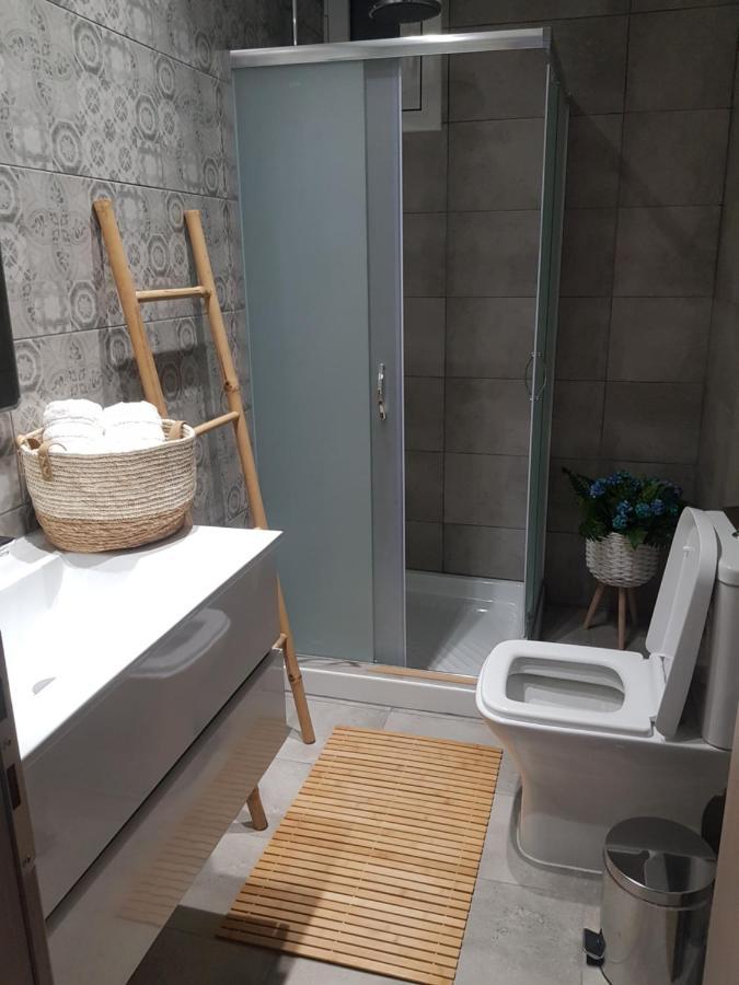 ארכאנגלוס Galazia Thea Apartments מראה חיצוני תמונה